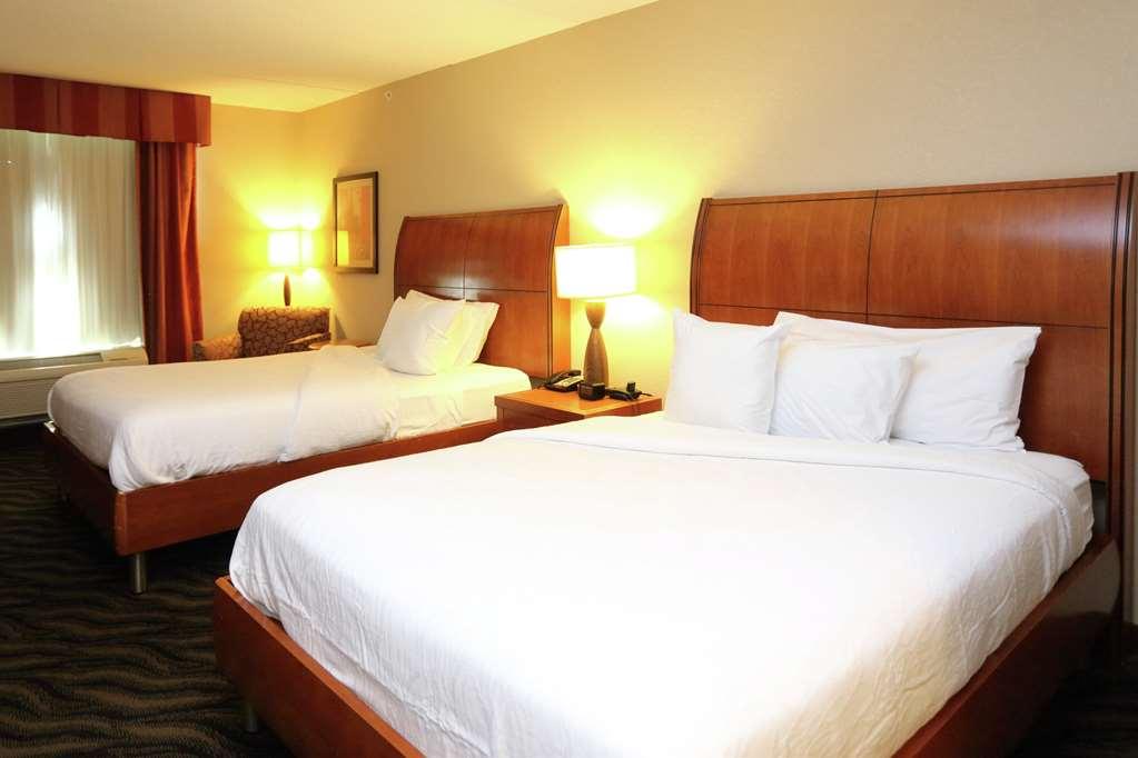 Hilton Garden Inn Chesapeake/Suffolk Room photo