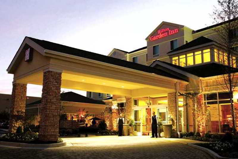 Hilton Garden Inn Chesapeake/Suffolk Exterior photo